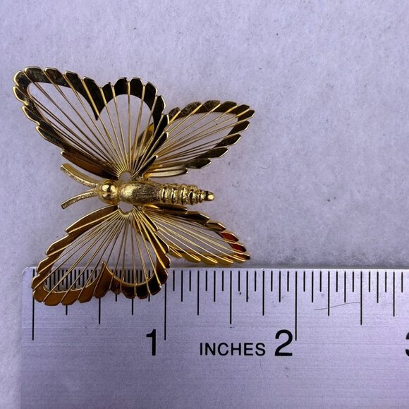Monet Womens Gold Tone Metal Butterfly Brooch Vintage Jewelry - Picture 4 of 4